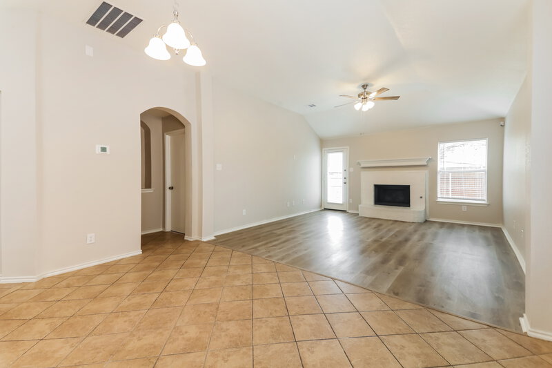 2,085/Mo, 509 Branch St Forney, TX 75126 Dining Room View