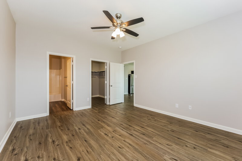 2,165/Mo, 332 Gypsum Ln Glenn Heights, TX 75154 Main Bedroom View 2