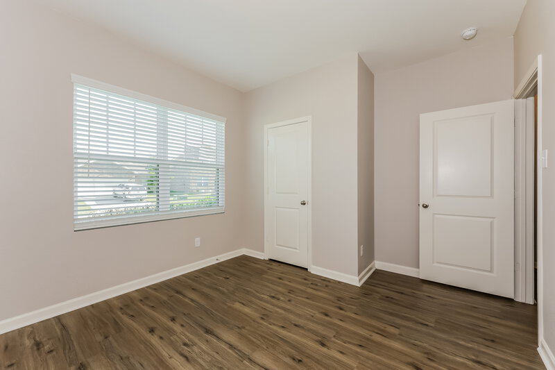 2,165/Mo, 332 Gypsum Ln Glenn Heights, TX 75154 Bedroom View 2