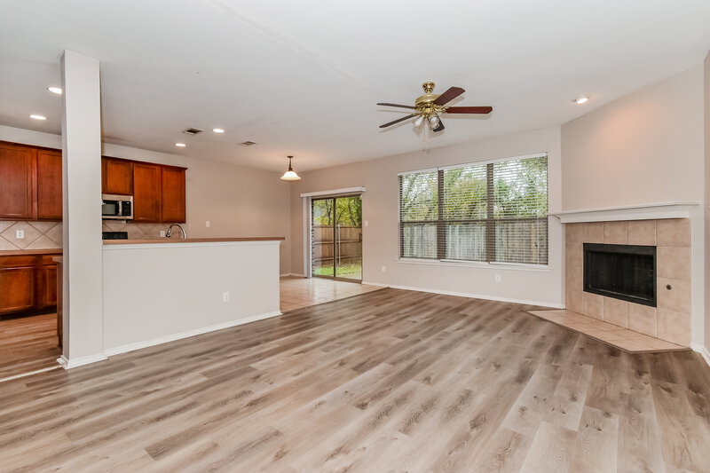 1,990/Mo, 310 Fisherman Trl Melissa, TX 75454 Living Room View