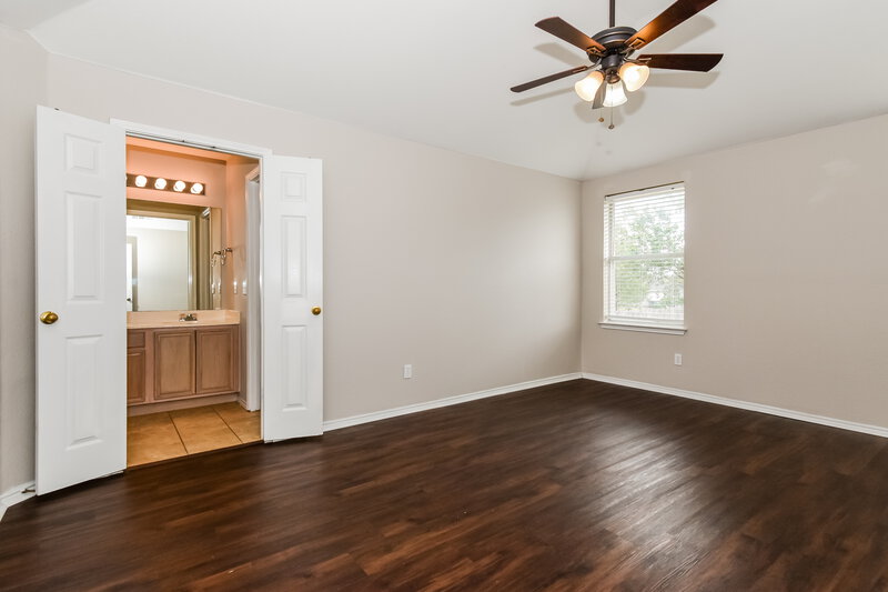 2,340/Mo, 1032 Hall Ct Wylie, TX 75098 Main Bedroom View 2