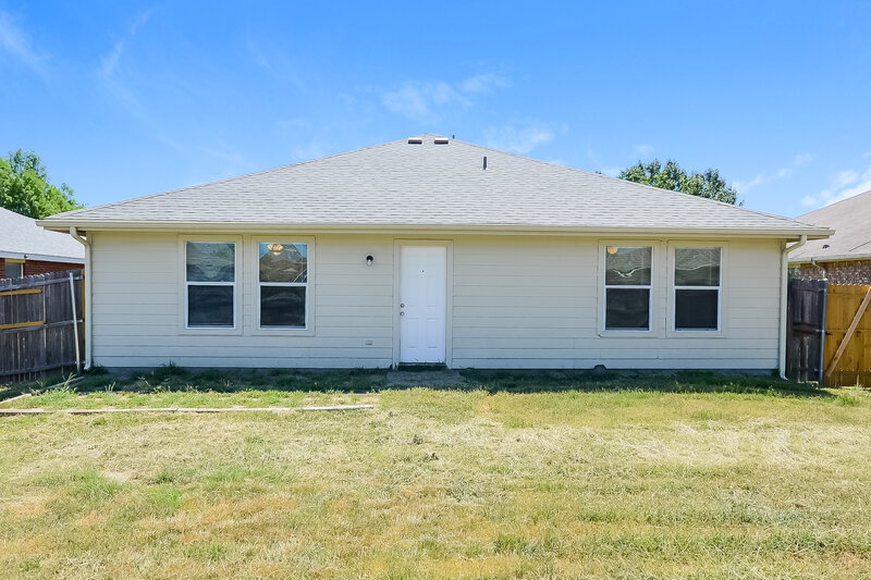 1,935/Mo, 2605 Margaret Ln Anna, TX 75409 Rear View