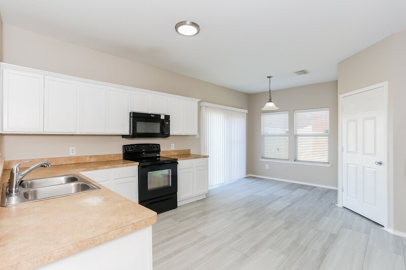 2,525/Mo, 6555 Portside Ridge Ln Dallas, TX 75249 Kitchen View