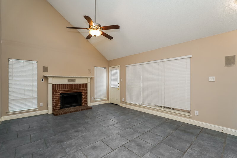 2,380/Mo, 952 Azalia Dr Lewisville, TX 75067 Living Room View
