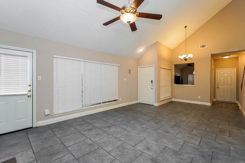 2,380/Mo, 952 Azalia Dr Lewisville, TX 75067 Living Room View 3