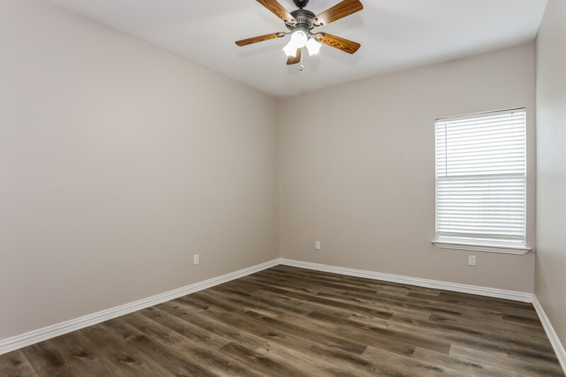 2,550/Mo, 2407 Creekwood St Corinth, TX 76210 Bedroom View