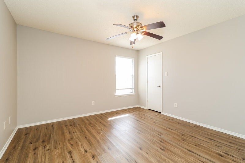 2,670/Mo, 1902 Salt Flats Trl Arlington, TX 76002 Bedroom View