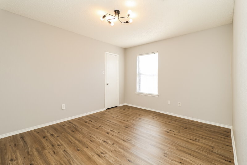 2,670/Mo, 1902 Salt Flats Trl Arlington, TX 76002 Bedroom View 2