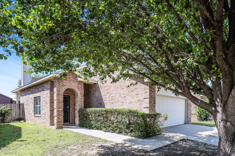 2,180/Mo, 4721 Winding Hollow Dr Fort Worth, TX 76179 Front View