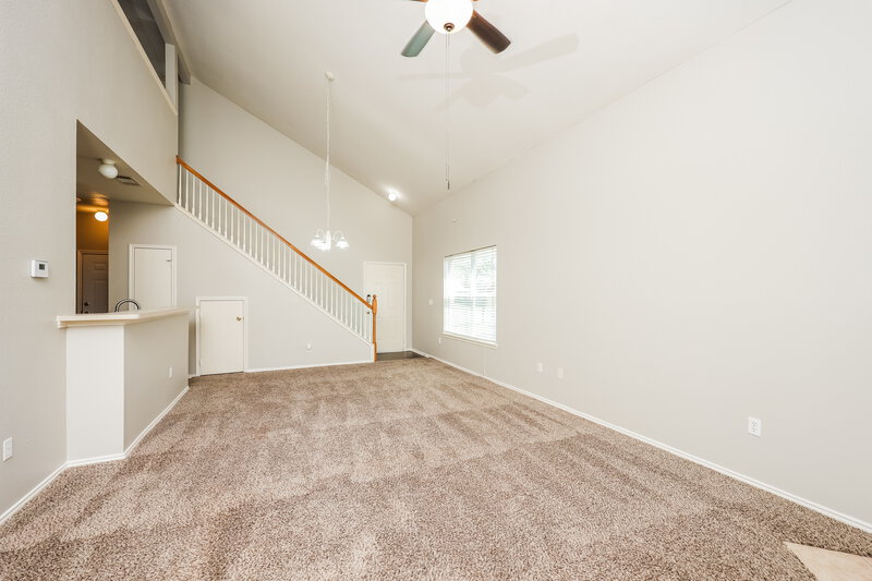 2,180/Mo, 4721 Winding Hollow Dr Fort Worth, TX 76179 Living Room View 2