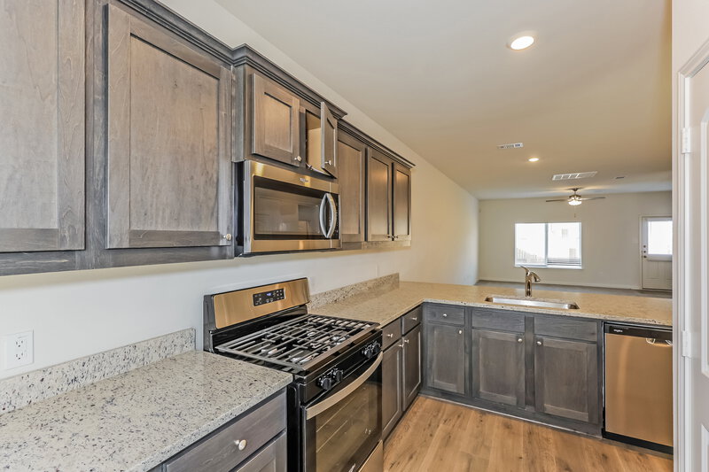 2,565/Mo, 1505 Alpine Dr Fort Worth, TX 76140 Kitchen View