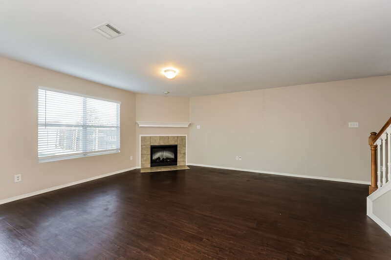 1,805/Mo, 8532 Shallow Creek Dr Fort Worth, TX 76179 Living Room View