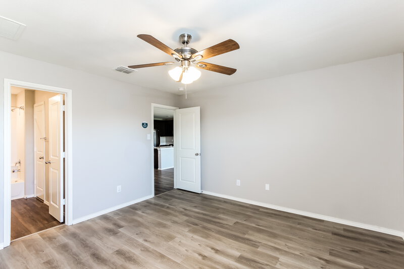 1,955/Mo, 5826 Grindstone Dr Forney, TX 75126 Main Bedroom View 2