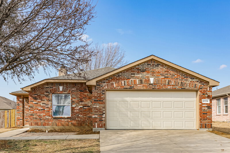 2,015/Mo, 2536 Buffalo Run Burleson, TX 76028 External View