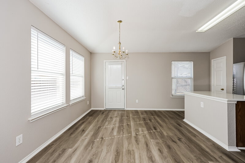 2,015/Mo, 2536 Buffalo Run Burleson, TX 76028 Dining Room View