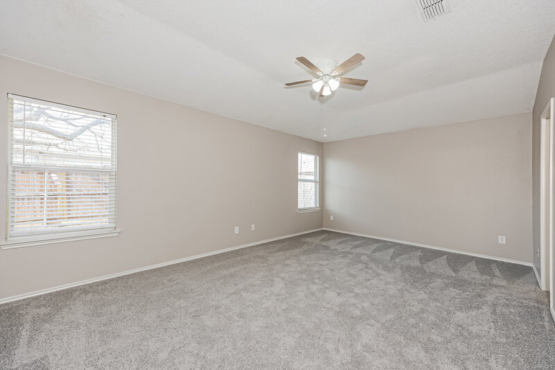 2,015/Mo, 2536 Buffalo Run Burleson, TX 76028 Main Bedroom View