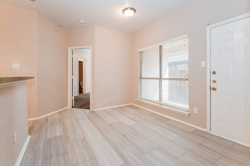 2,050/Mo, 714 Catalina Dr Lancaster, TX 75146 Breakfast Nook View