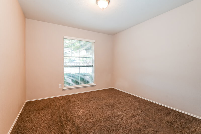 2,050/Mo, 714 Catalina Dr Lancaster, TX 75146 Bedroom View