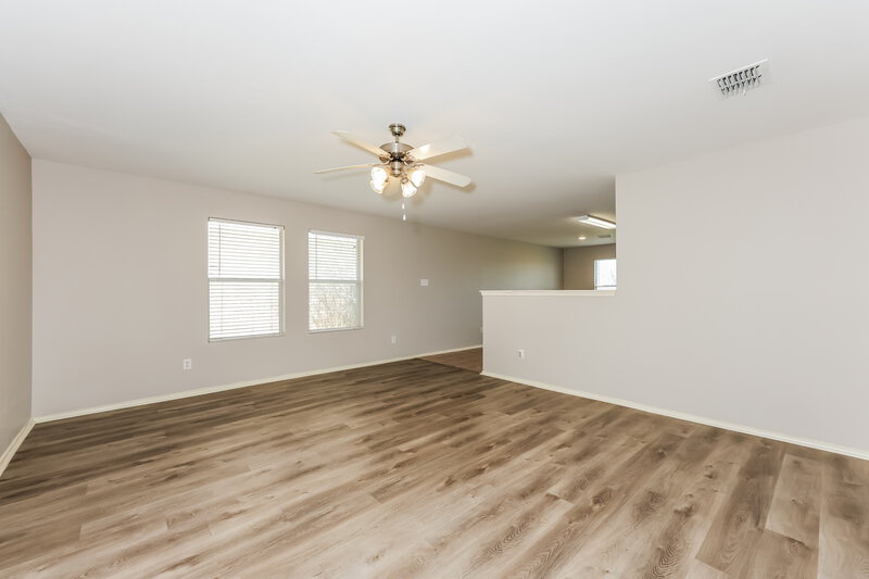 1,915/Mo, 1017 Maidenhair Ln Crowley, TX 76036 Living Room View
