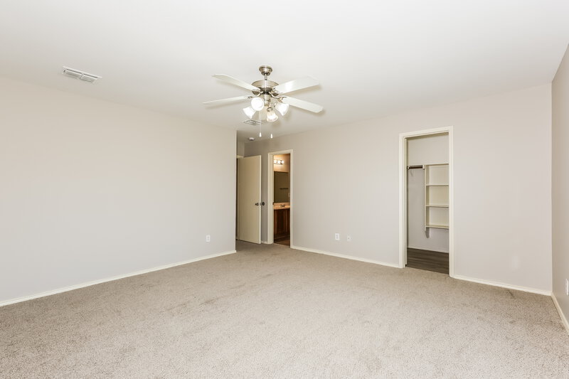 1,915/Mo, 1017 Maidenhair Ln Crowley, TX 76036 Main Bedroom View 2