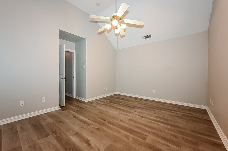 2,385/Mo, 2701 Hyacinth Dr Mesquite, TX 75181 Main Bedroom View