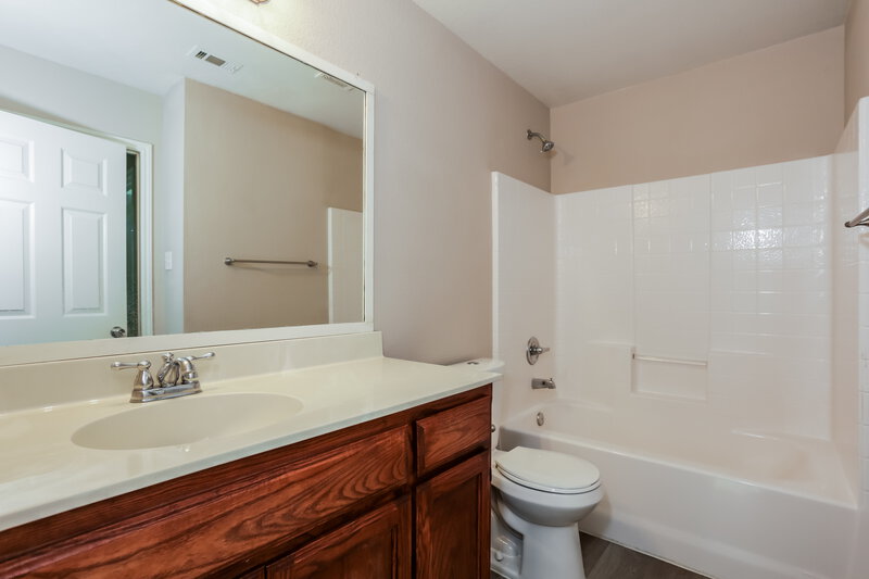 2,155/Mo, 129 Oriole Dr Anna, TX 75409 Bathroom View