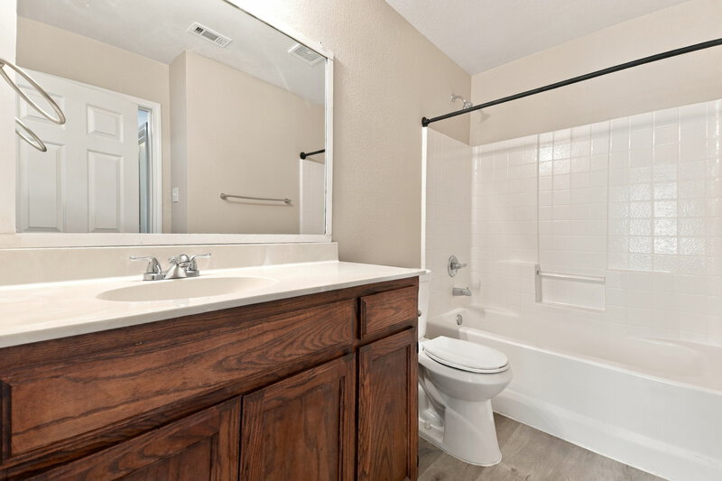 2,505/Mo, 129 Oriole Dr Anna, TX 75409 Bathroom View