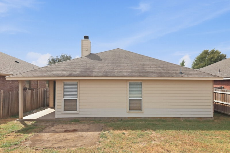2,505/Mo, 129 Oriole Dr Anna, TX 75409 Rear View