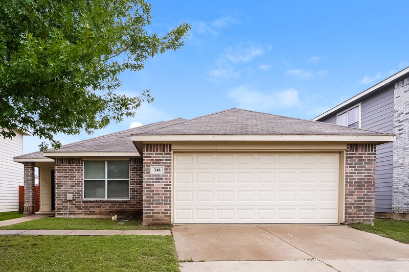 2,000/Mo, 348 Dakota Ridge Dr Fort Worth, TX 76134 External View