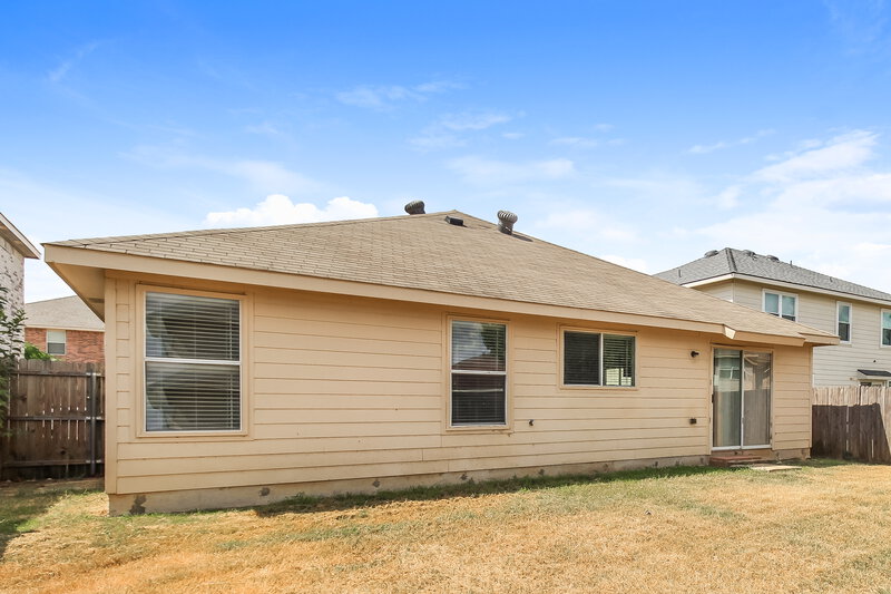2,095/Mo, 348 Dakota Ridge Dr Fort Worth, TX 76134 Rear View