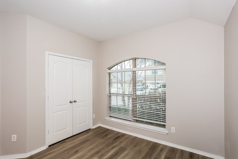 2,445/Mo, 929 Casa Grandes Dr Arlington, TX 76002 Bedroom View 2
