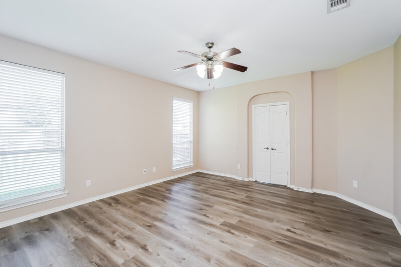 1,880/Mo, 6137 Kristen Dr Fort Worth, TX 76131 Main Bedroom View