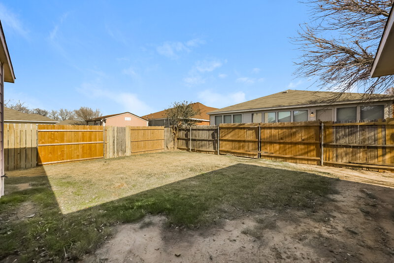 1,855/Mo, 9309 Rhoni Ct Fort Worth, TX 76140 Rear View
