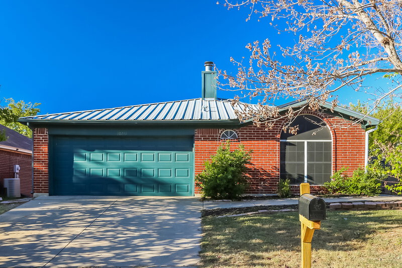 1,895/Mo, 10241 Maria Dr Fort Worth, TX 76108 External View
