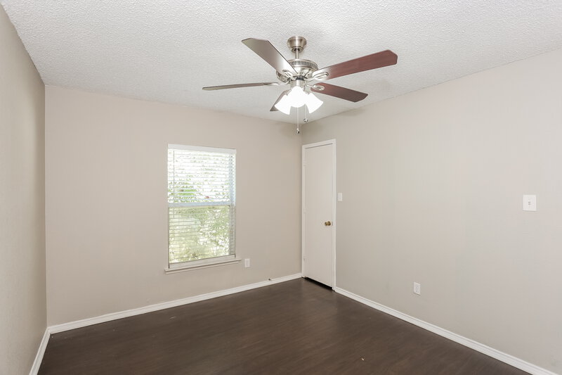 1,895/Mo, 10241 Maria Dr Fort Worth, TX 76108 Bedroom View 2