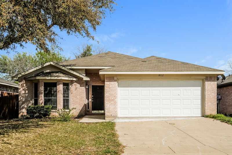 2,305/Mo, 8112 Broken Arrow Rd Fort Worth, TX 76137 External View