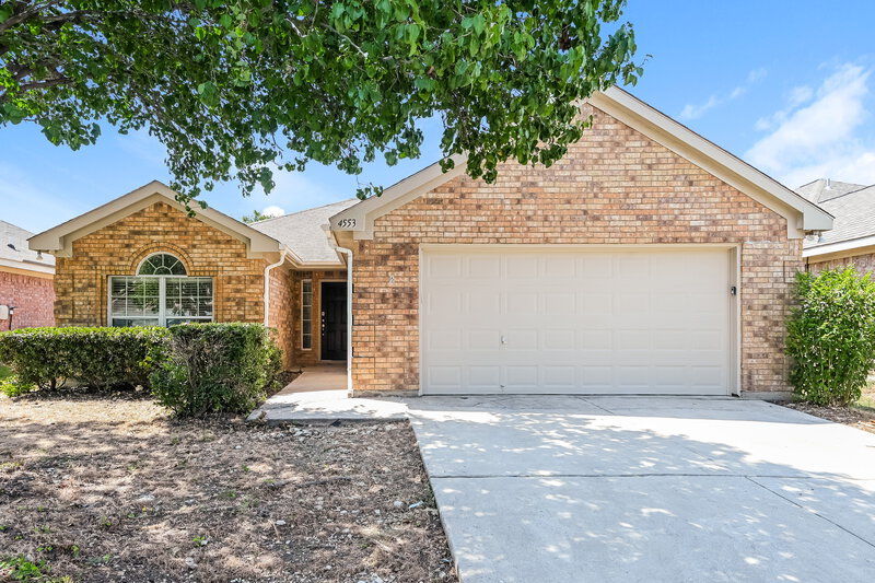 1,870/Mo, 4553 Wheatland Dr Fort Worth, TX 76179 External View