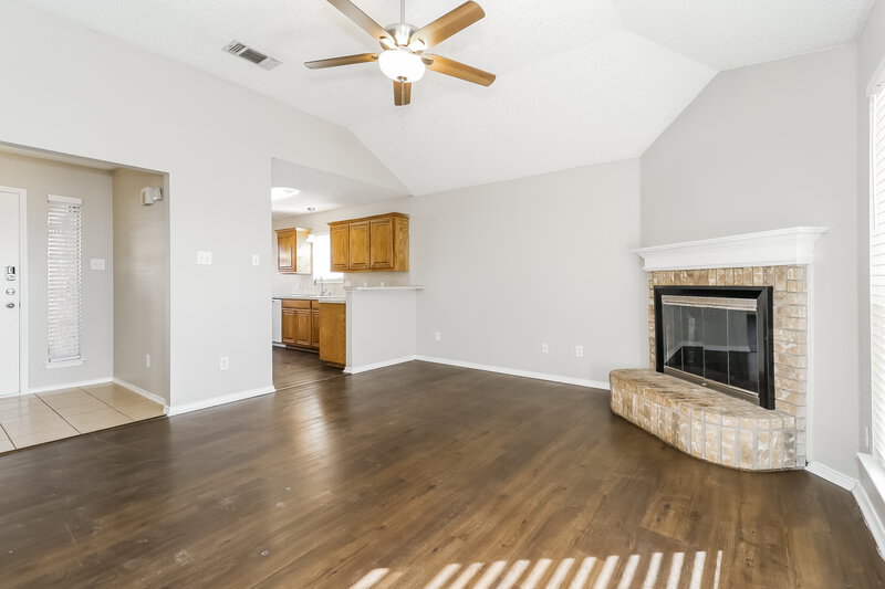 1,820/Mo, 4553 Wheatland Dr Fort Worth, TX 76179 Living Room View 3