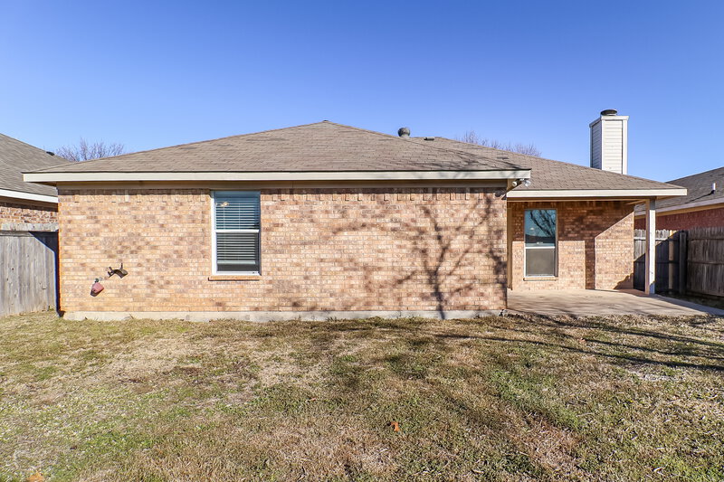 1,820/Mo, 4553 Wheatland Dr Fort Worth, TX 76179 Rear View