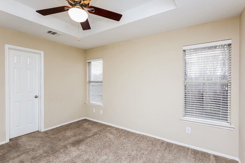 2,120/Mo, 1037 Harriman Dr Saginaw, TX 76131 Main Bedroom View