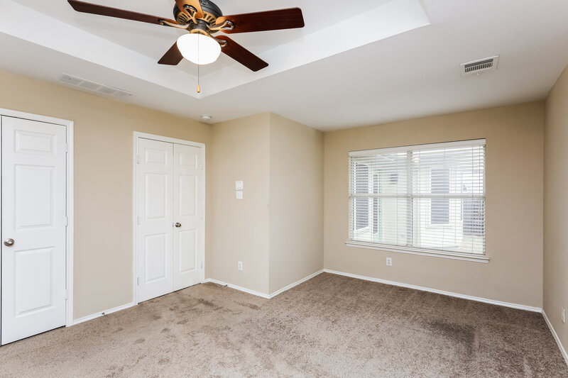 2,120/Mo, 1037 Harriman Dr Saginaw, TX 76131 Main Bedroom View 3