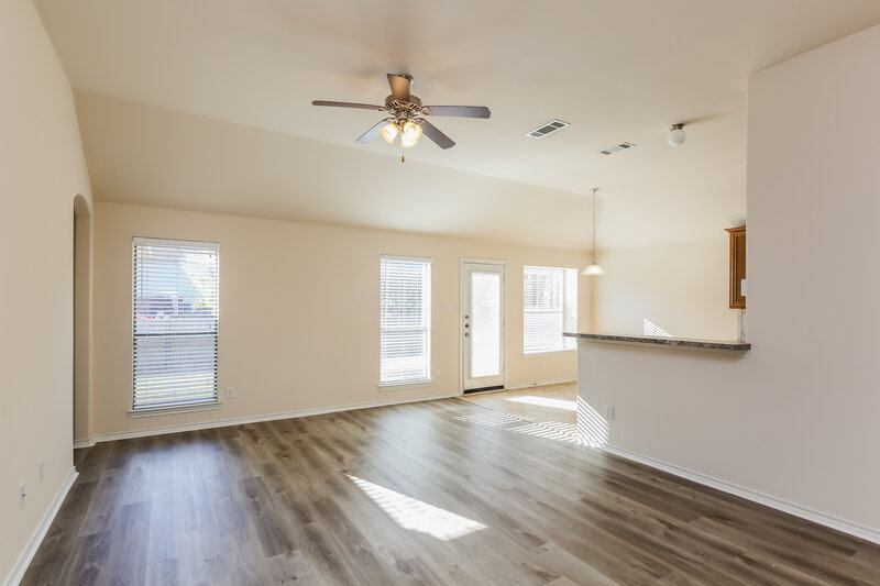 2,120/Mo, 4913 Caraway Dr Fort Worth, TX 76179 Living Room View 2