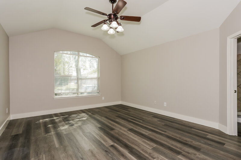 2,880/Mo, 613 Azalea Dr Glenn Heights, TX 75154 Main Bedroom View