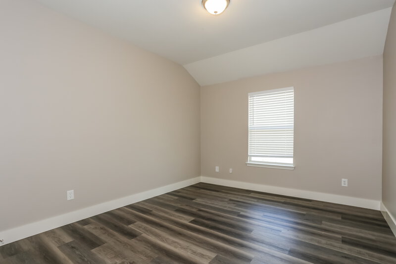 2,880/Mo, 613 Azalea Dr Glenn Heights, TX 75154 Bedroom View 2