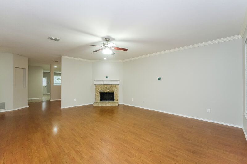 1,890/Mo, 5900 Deck House Rd Fort Worth, TX 76179 Living Room View