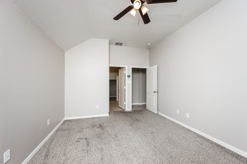 2,015/Mo, 1425 Cockatiel Dr Little Elm, TX 75068 Main Bedroom View