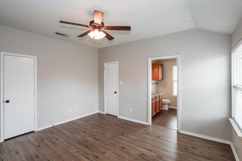 1,975/Mo, 4020 Tarpon Springs Dr Fort Worth, TX 76123 Main Bedroom View 2