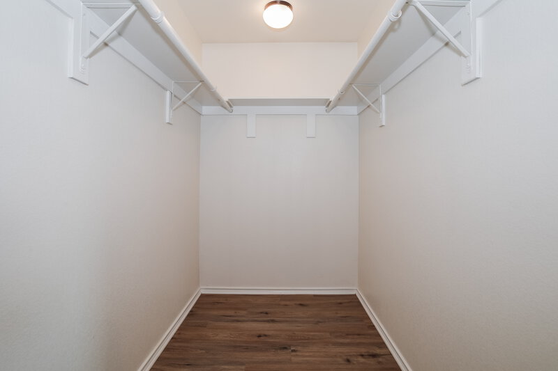 1,975/Mo, 4020 Tarpon Springs Dr Fort Worth, TX 76123 Walk In Closet View