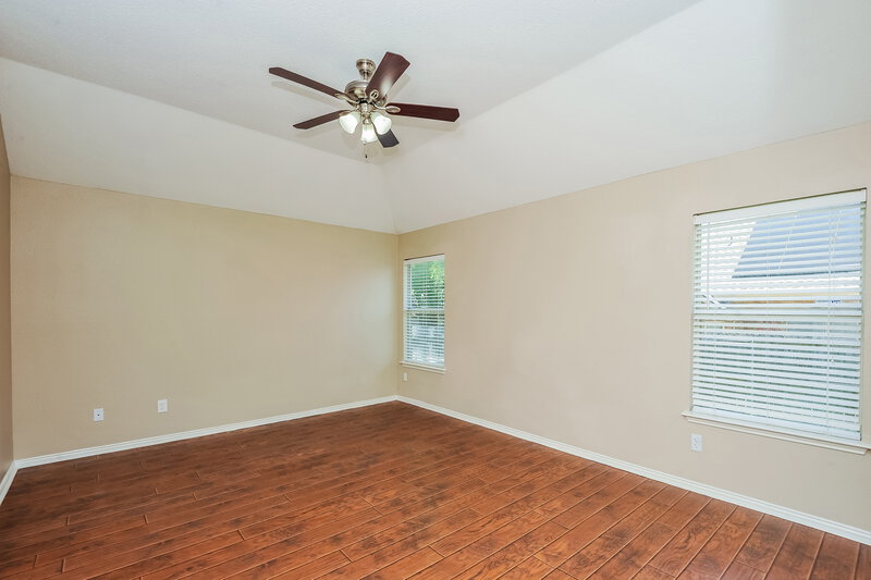 2,375/Mo, 10004 Chadbourne Rd Fort Worth, TX 76244 Main Bedroom View