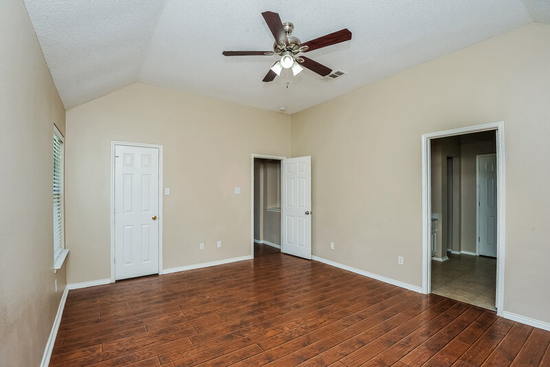 2,375/Mo, 10004 Chadbourne Rd Fort Worth, TX 76244 Main Bedroom View 2